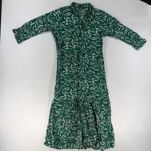 0814 Small Zudio Green Leaf Print Tiered Shirt Dress